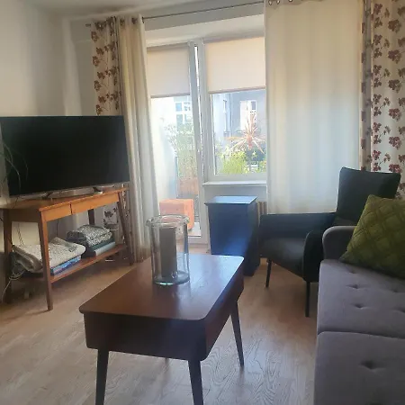 Center - Walking Distance To Everything - Beach, Downtown, Shops, Cafes *